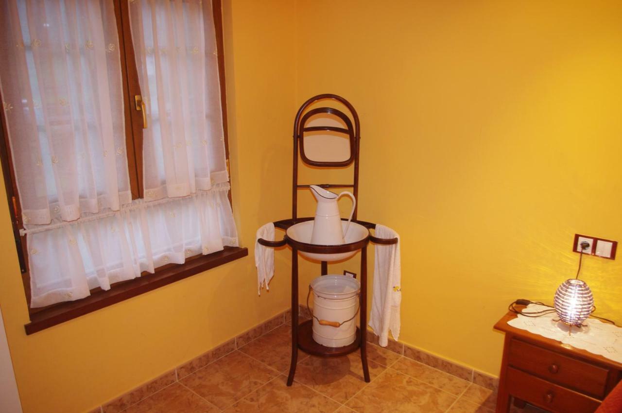 Villa La Vega Del Sella à Onís Extérieur photo