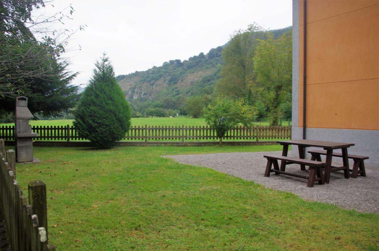 Villa La Vega Del Sella à Onís Extérieur photo